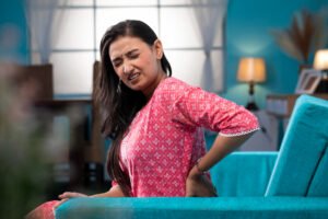 What causes back pain in females – 10 common causes
