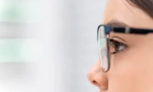 Blurred vision treatment