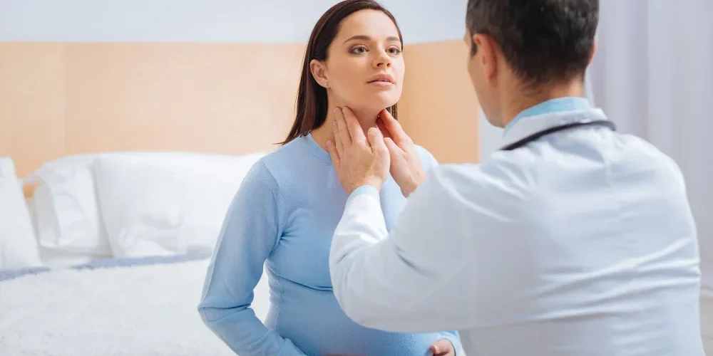 Can a woman with thyroid problems get pregnant